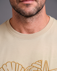 Camiseta Bordado Conchas