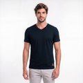 Camiseta Casual Malha Gola V