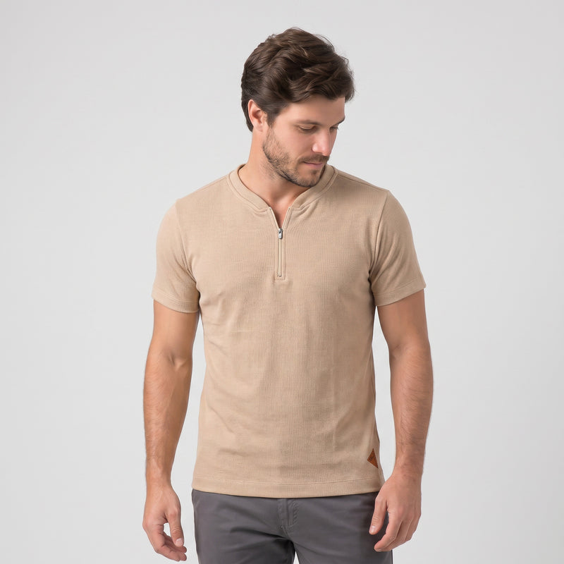 Camiseta Gola Esportiva com Zíper