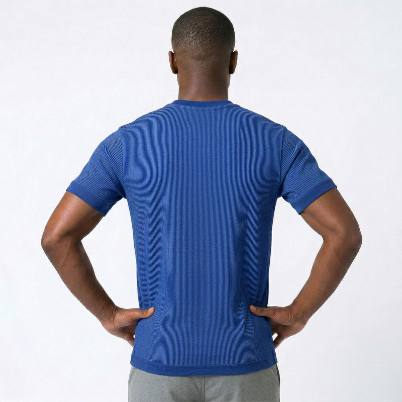 Camiseta Masculina Texturizada com Zíper