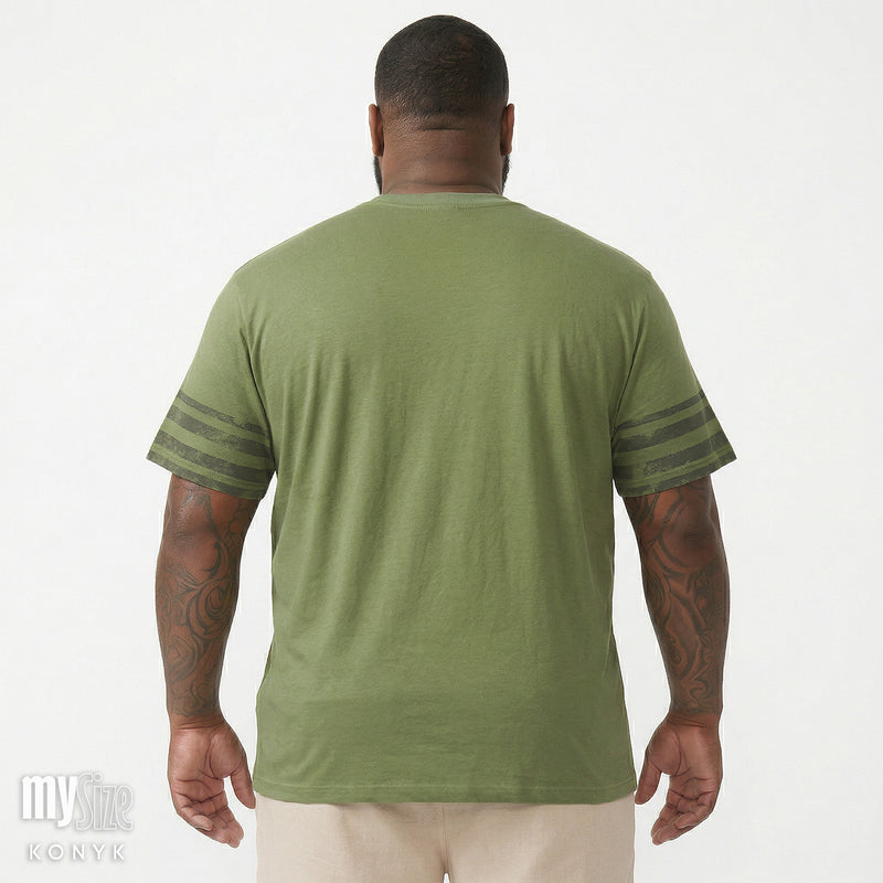 Camiseta Casual com Recorte e Lapela - My Size