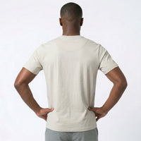 Camiseta com Gola Transpassada e Bolso