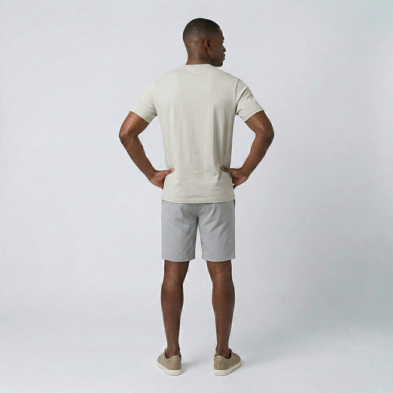Camiseta com Gola Transpassada e Bolso