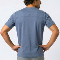 Camiseta de Algodão com Gola Transpassada