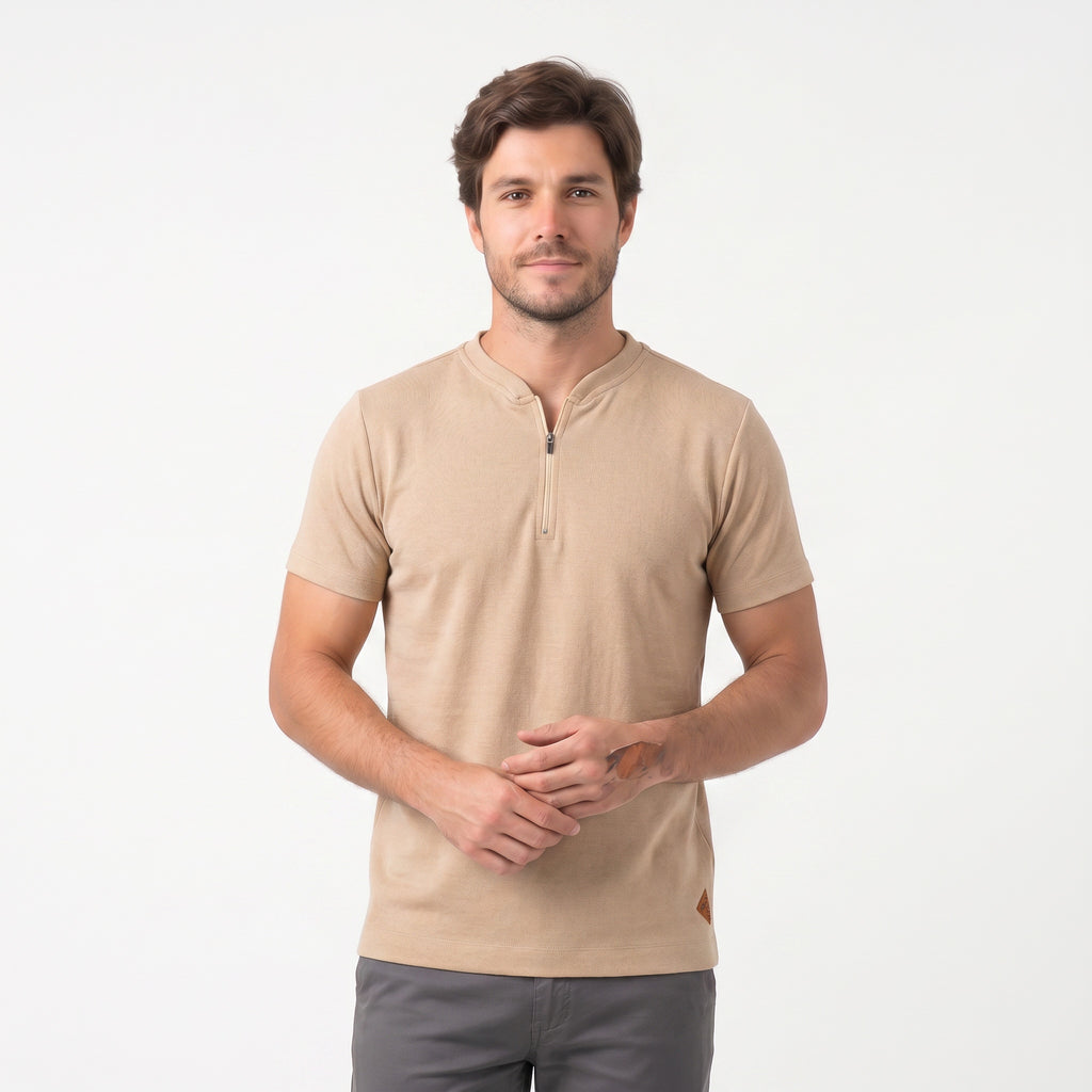 Camiseta Gola Esportiva com Zíper