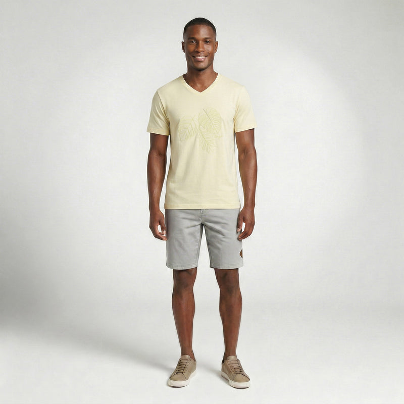 Camiseta Gola V Folhas Bordado