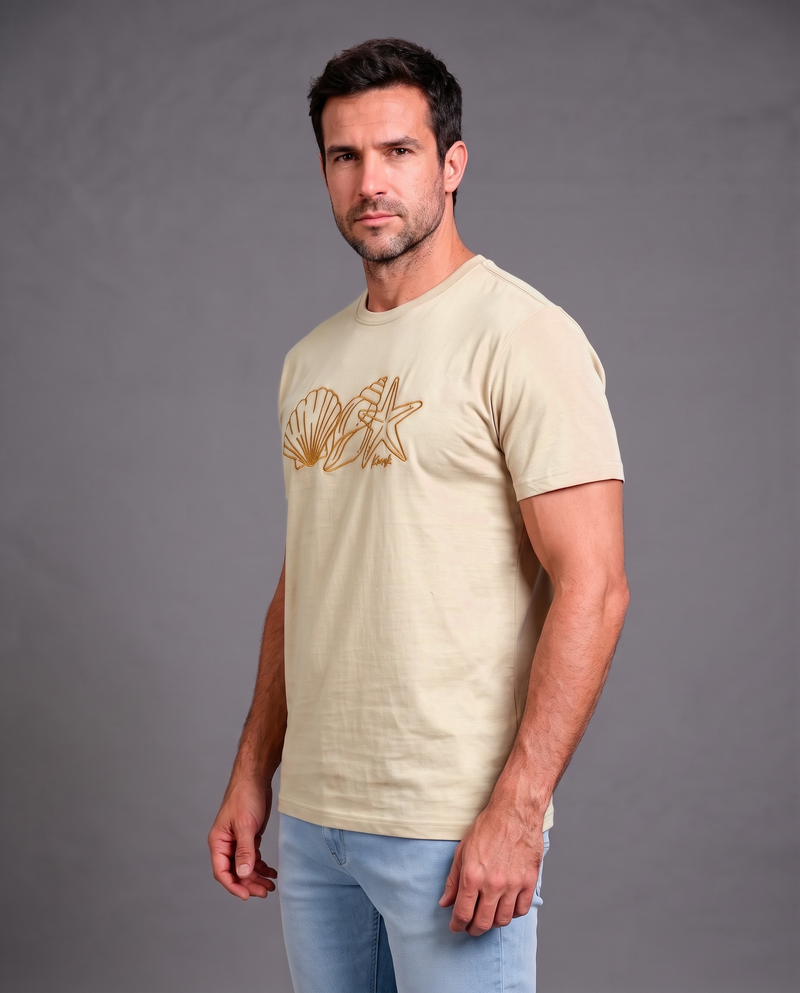 Camiseta Bordado Conchas