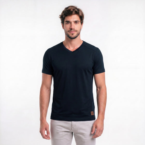 Camiseta Casual Malha Gola V