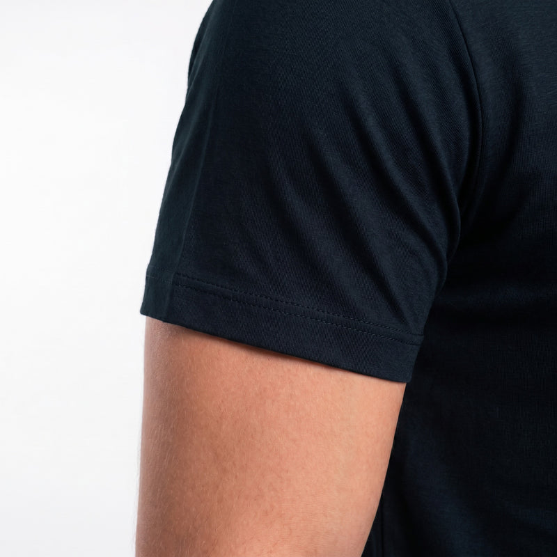 Camiseta Casual Malha Gola V