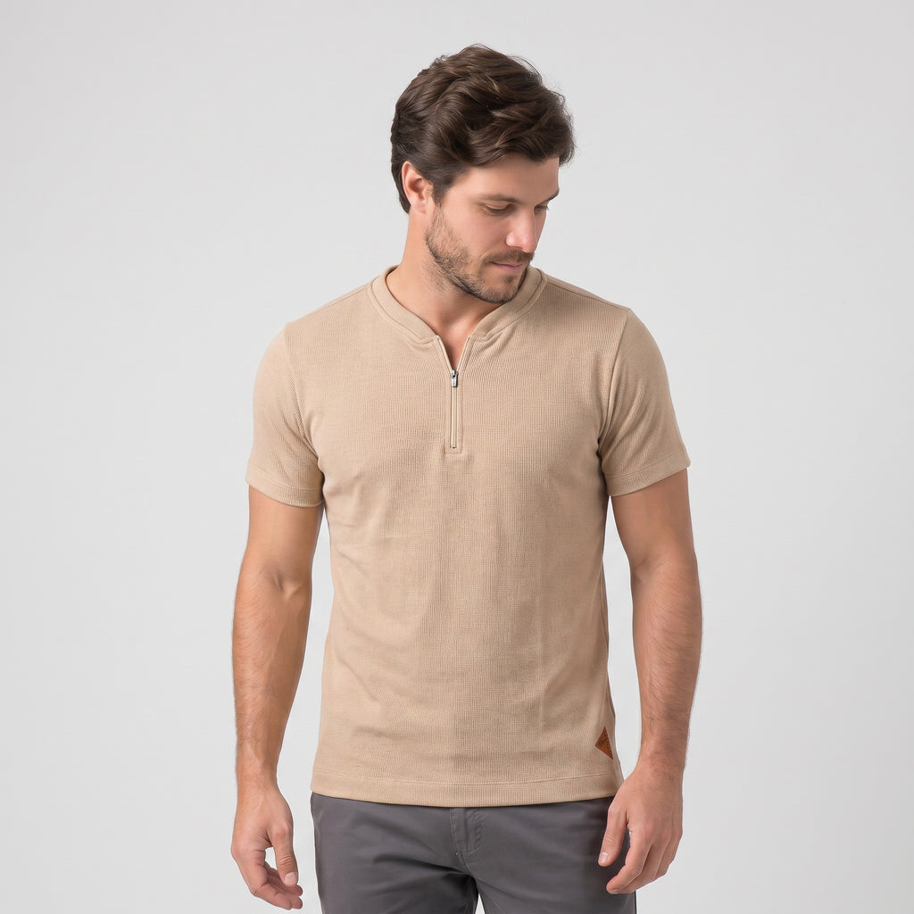 Camiseta Gola Esportiva com Zíper
