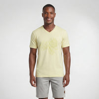 Camiseta Gola V Folhas Bordado