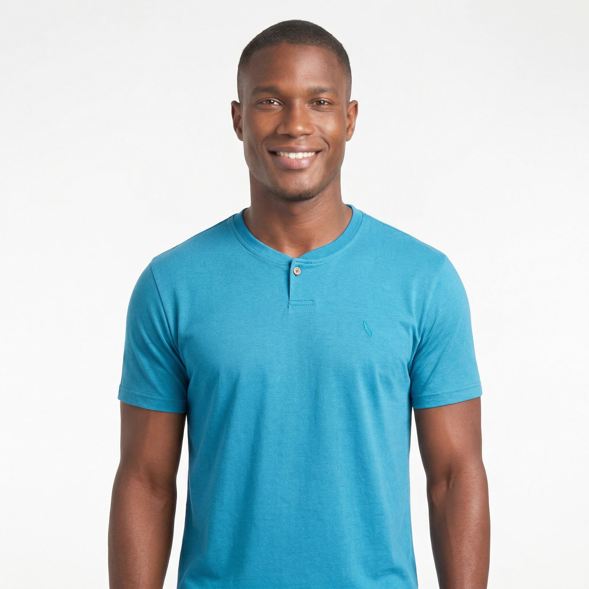 Camisa Gola Patô com Botão KNK