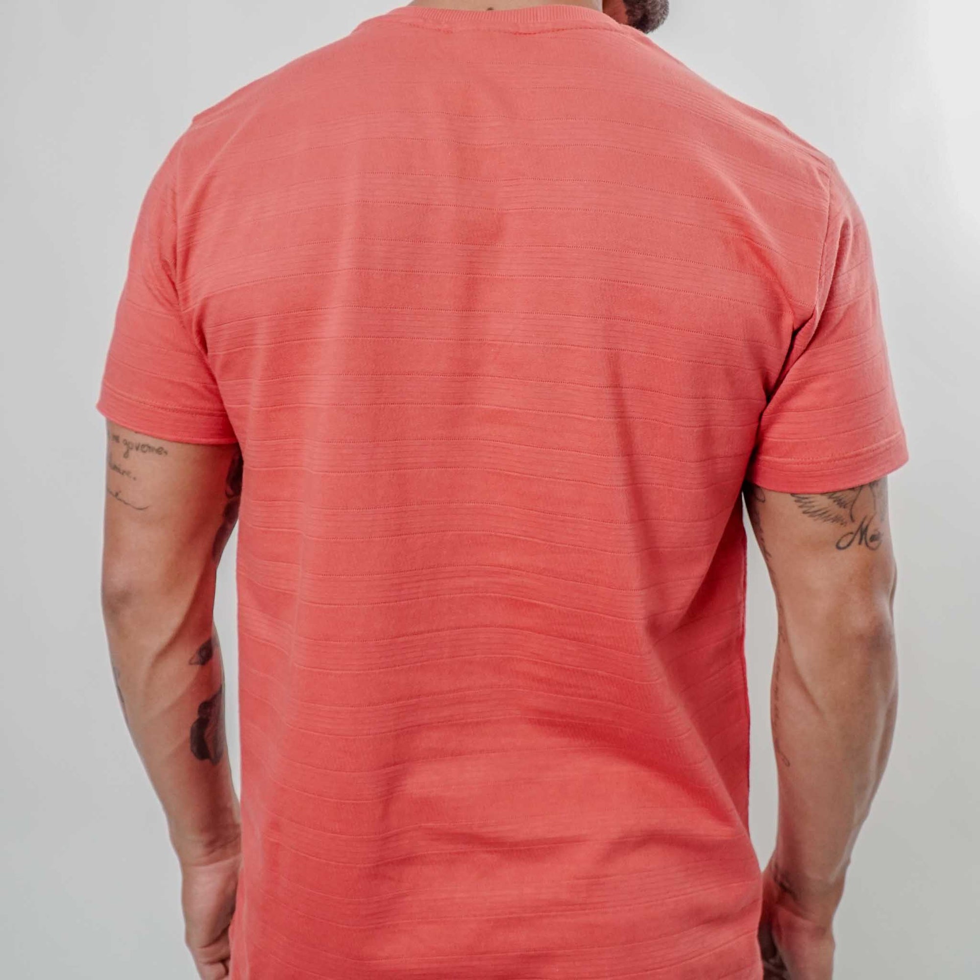 Camiseta de Algodão com Gola Transpassada
