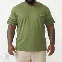 Camiseta Casual com Recorte e Lapela - My Size