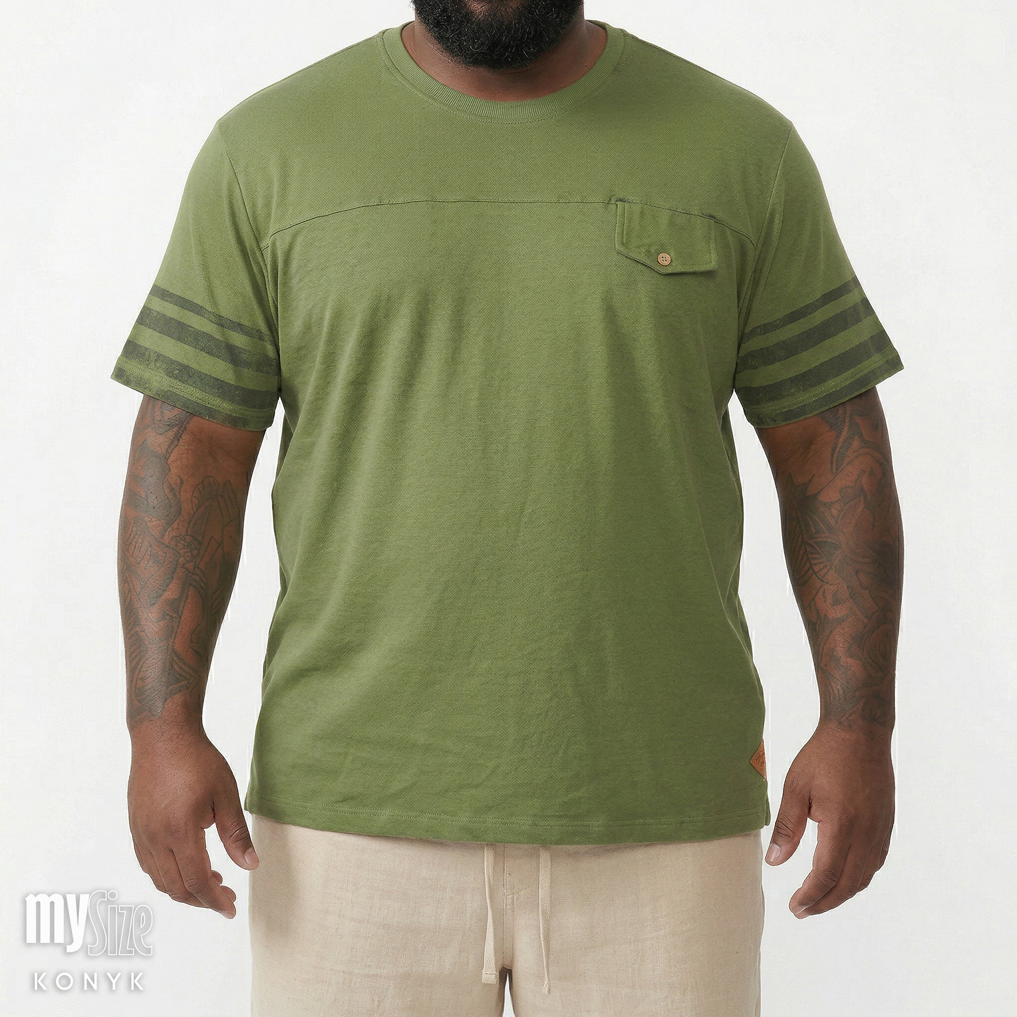 Camiseta Casual com Recorte e Lapela - My Size