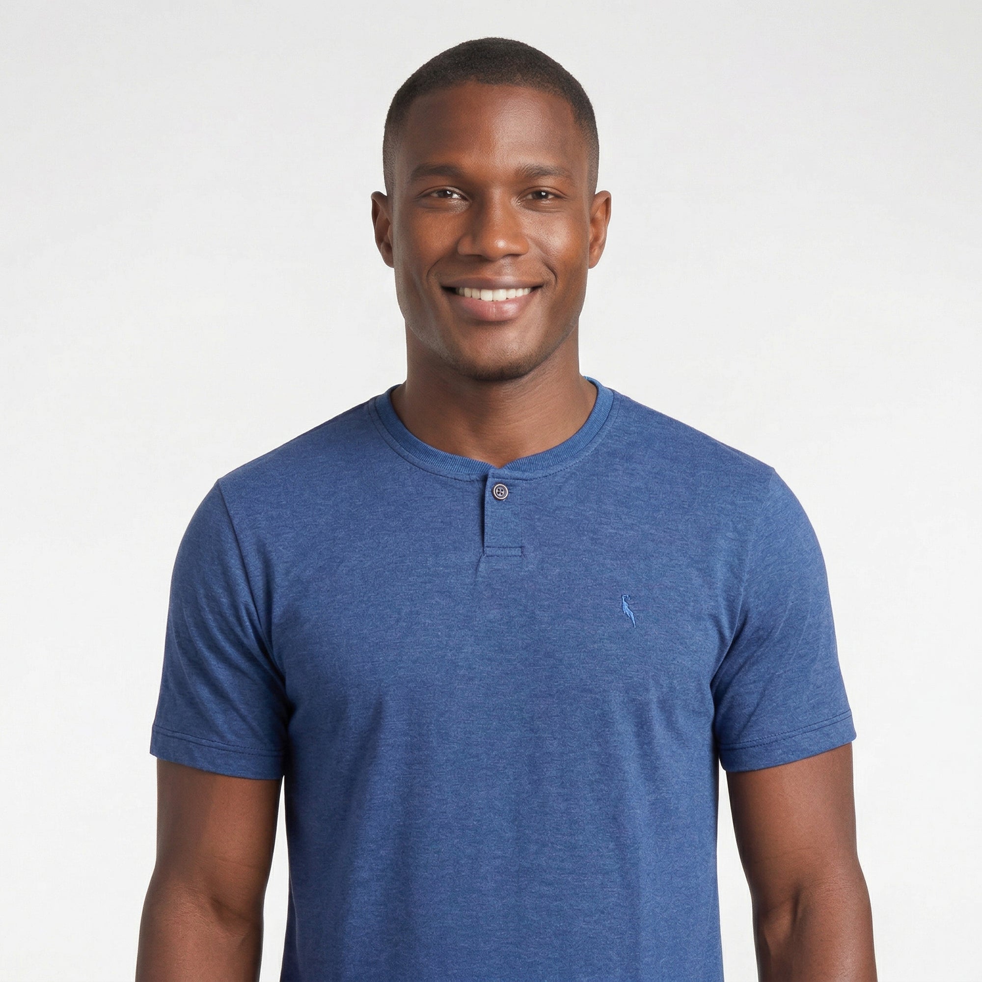 Camisa Gola Patô com Botão KNK