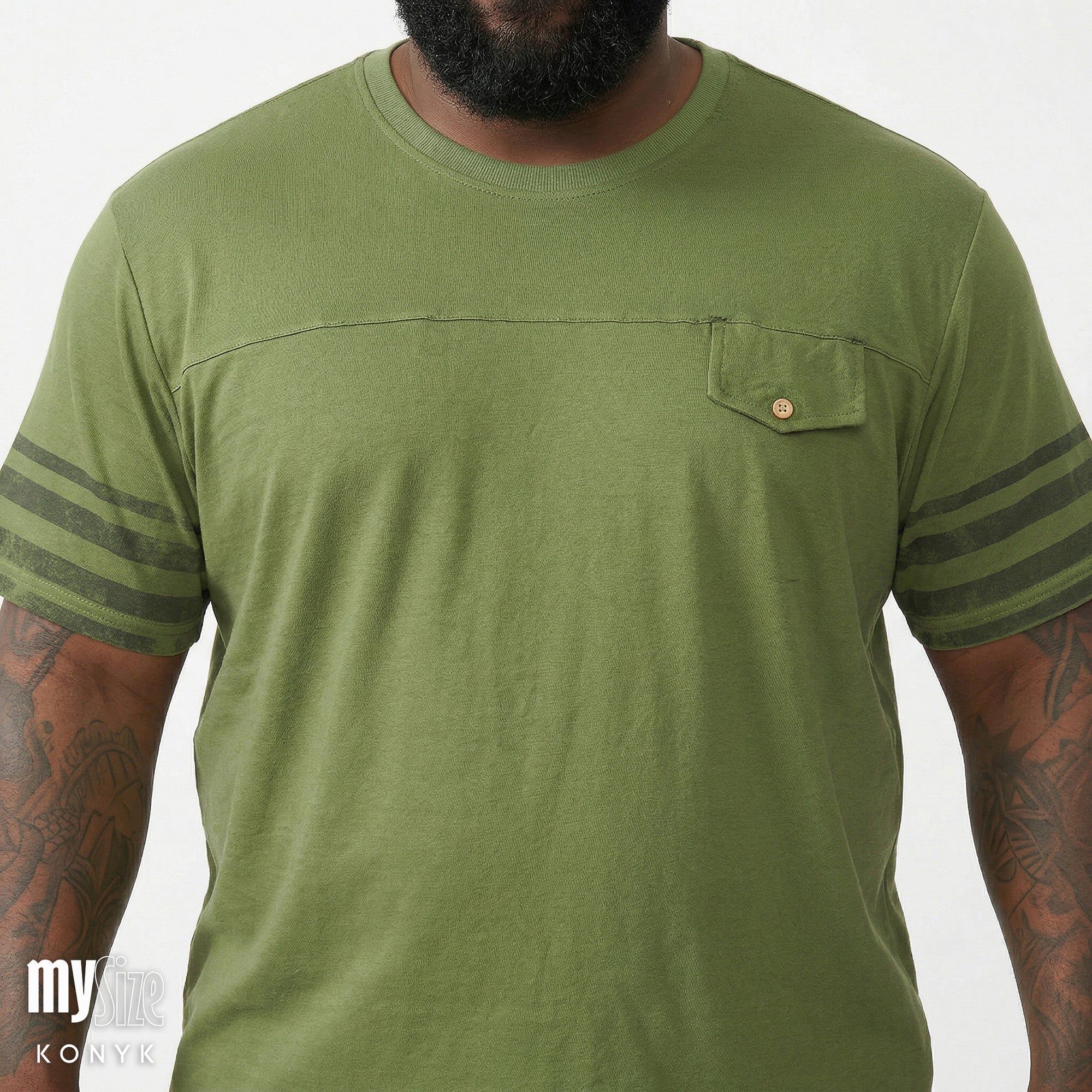 Camiseta Casual com Recorte e Lapela - My Size