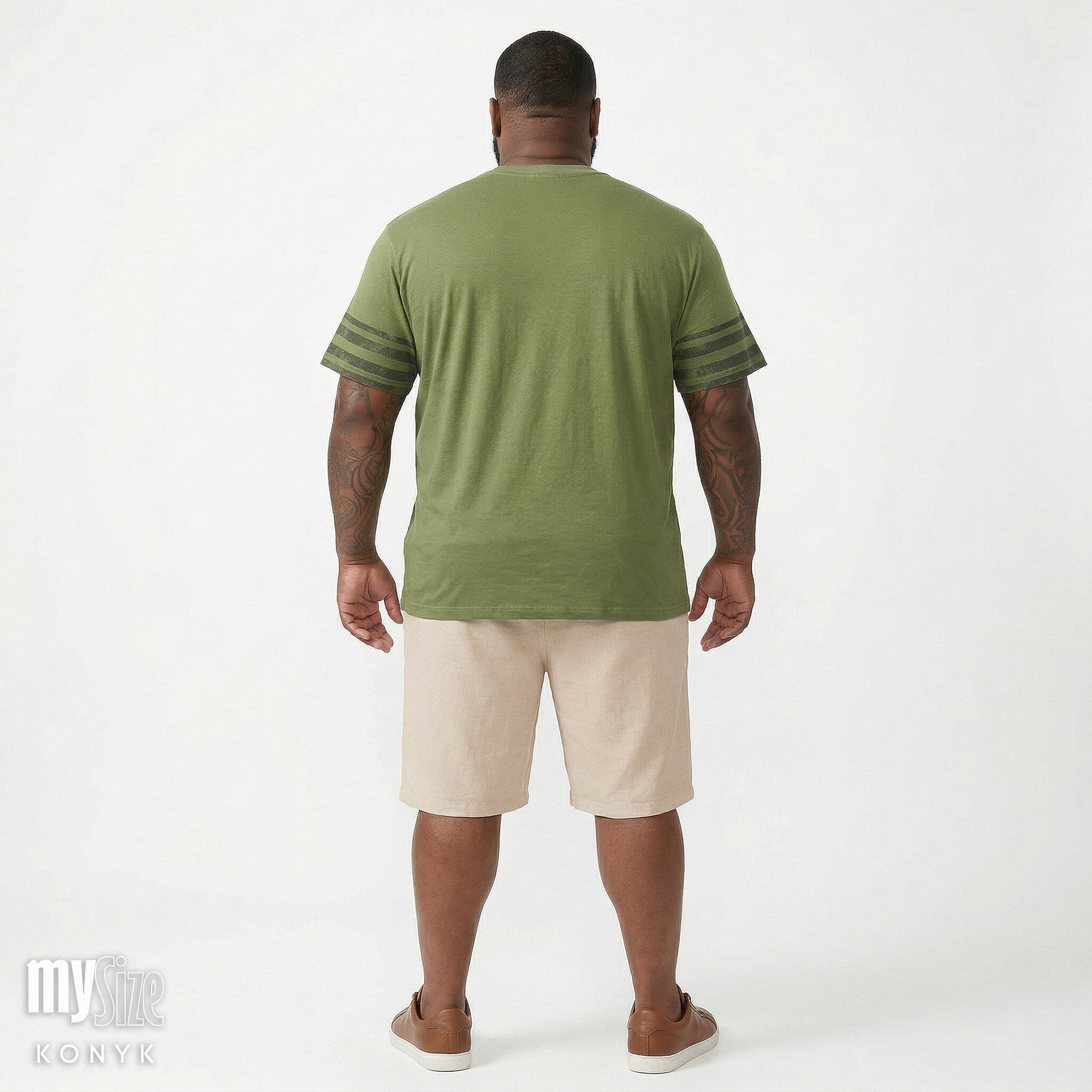 Camiseta Casual com Recorte e Lapela - My Size