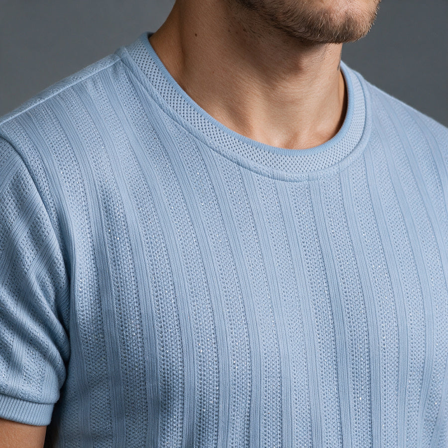 Camiseta Decote Trabalhado KNK – Azul Claro