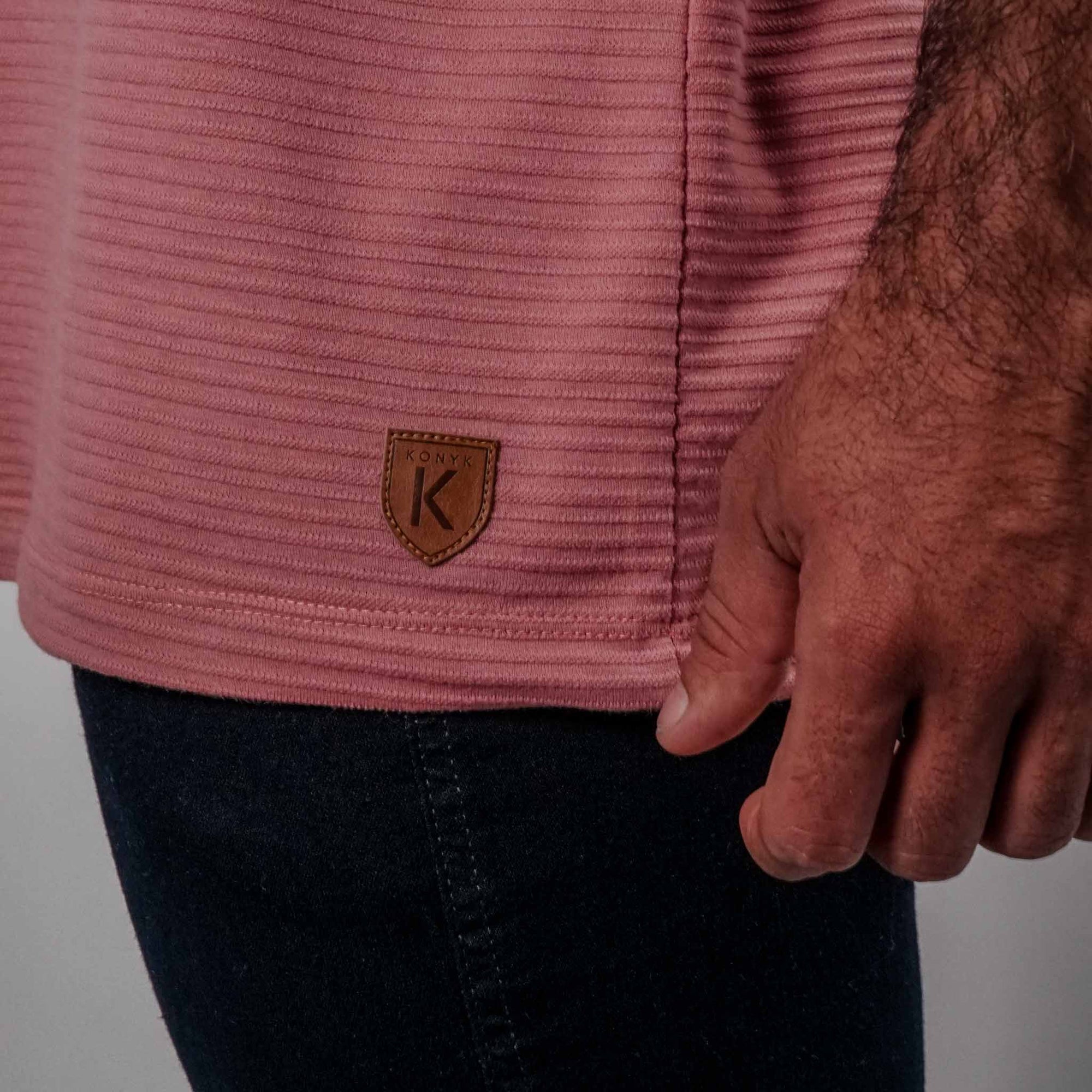 Camisa Casual com Gola Gota