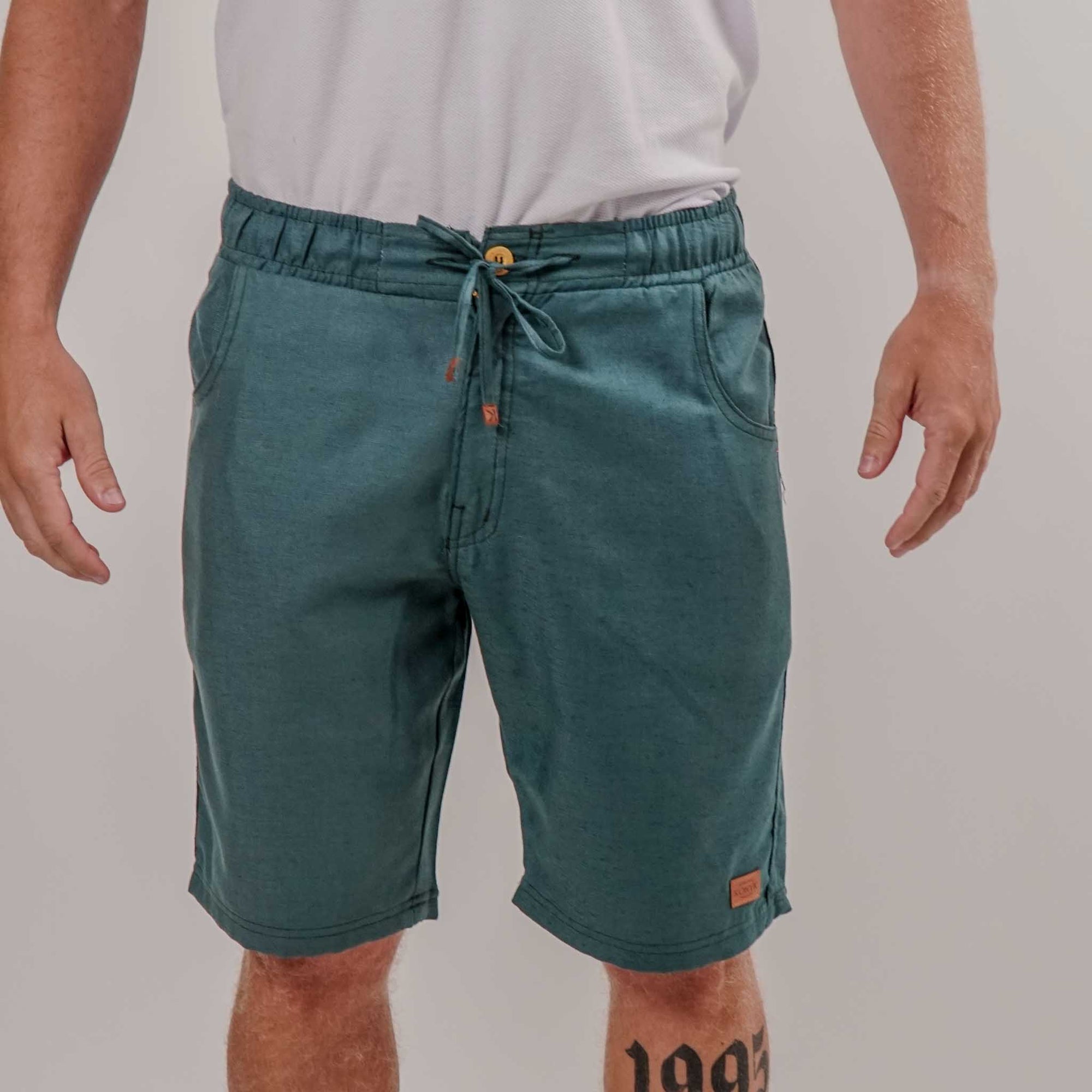 Bermuda Masculina em Linho com Elástico