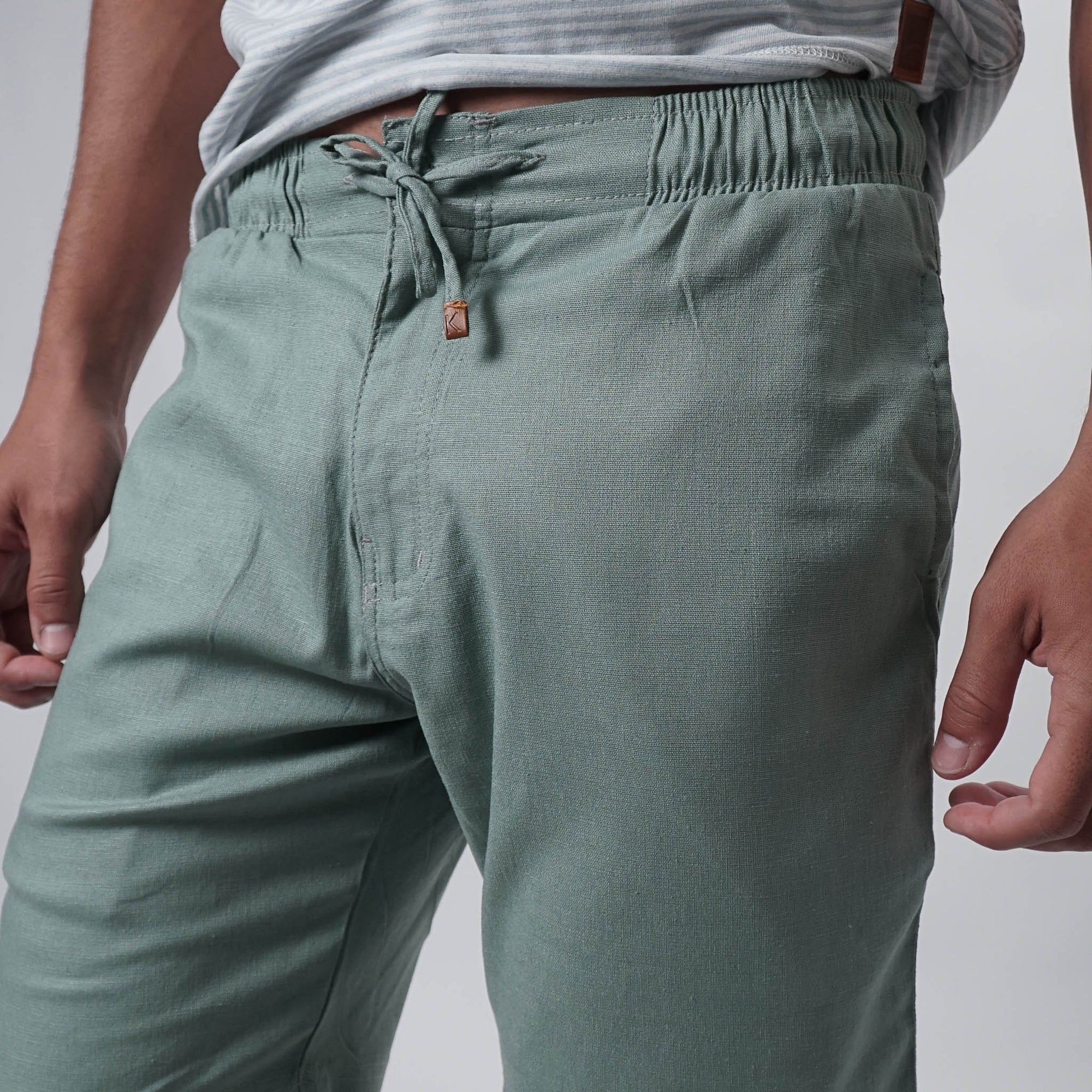 Bermuda Casual Elástico com Linho