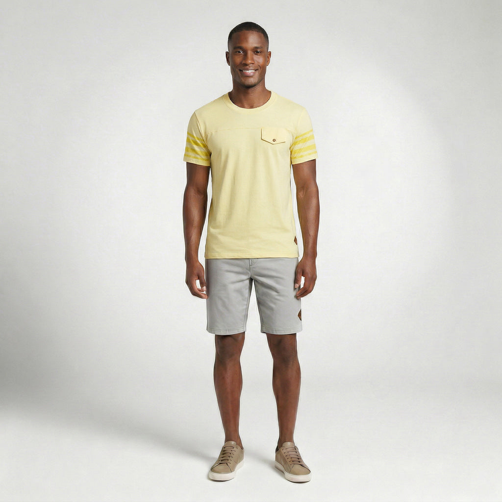 Camiseta Casual com Recorte e Lapela