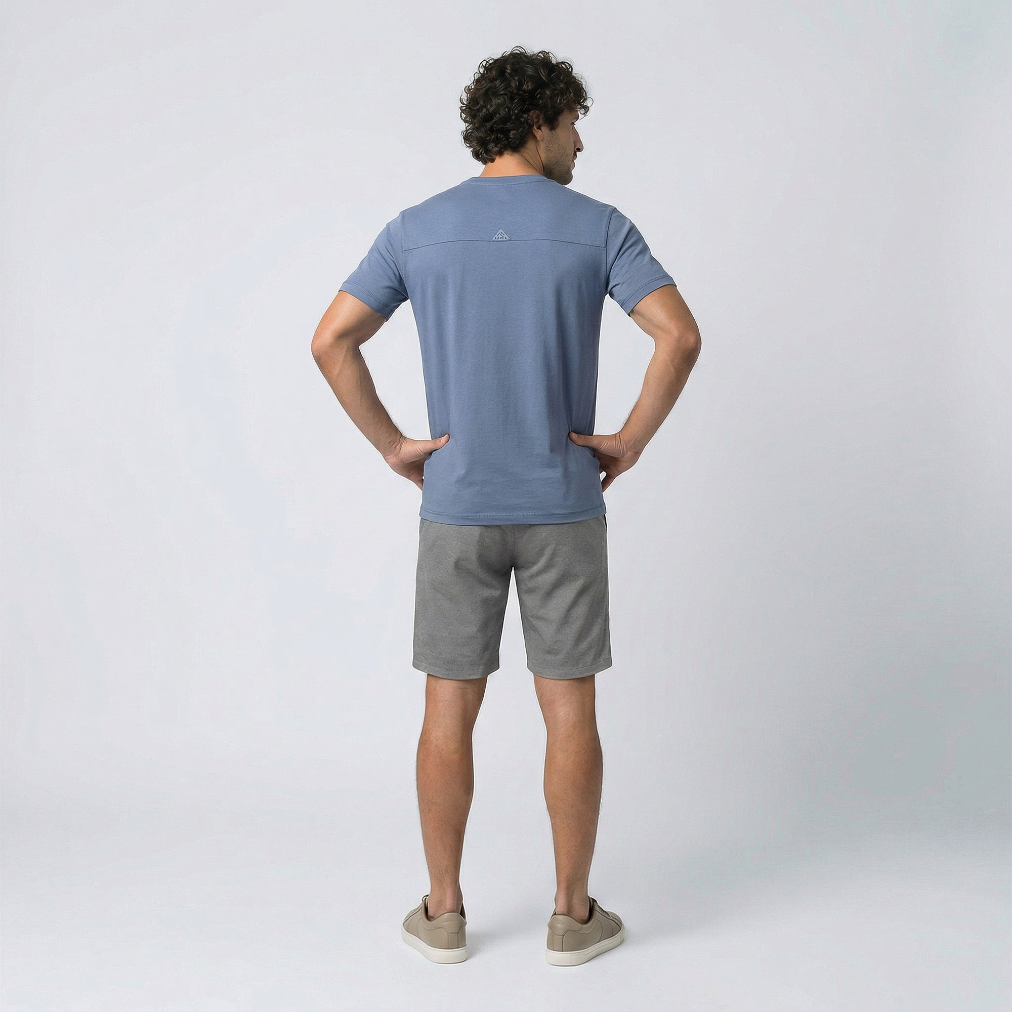 Camiseta de Algodão com Gola Transpassada