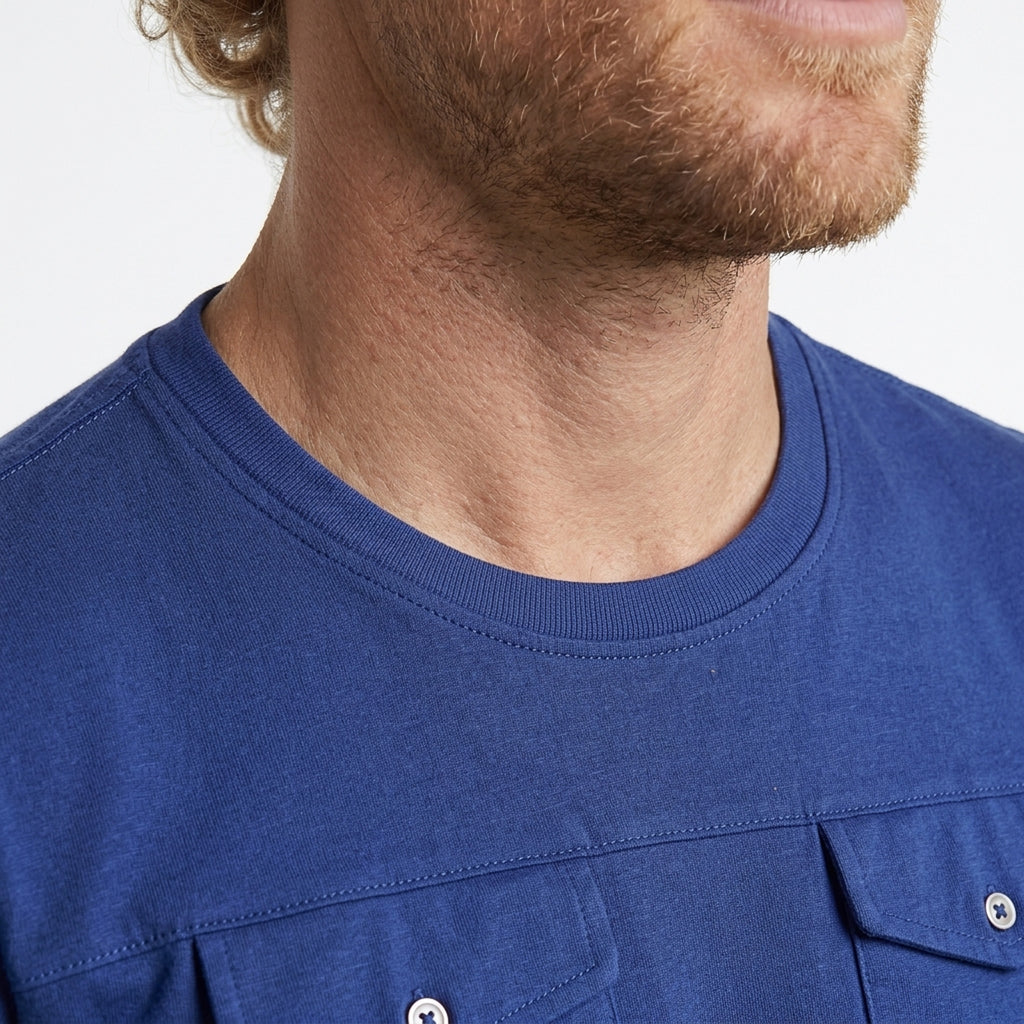 Camiseta Masculina com Bolsos