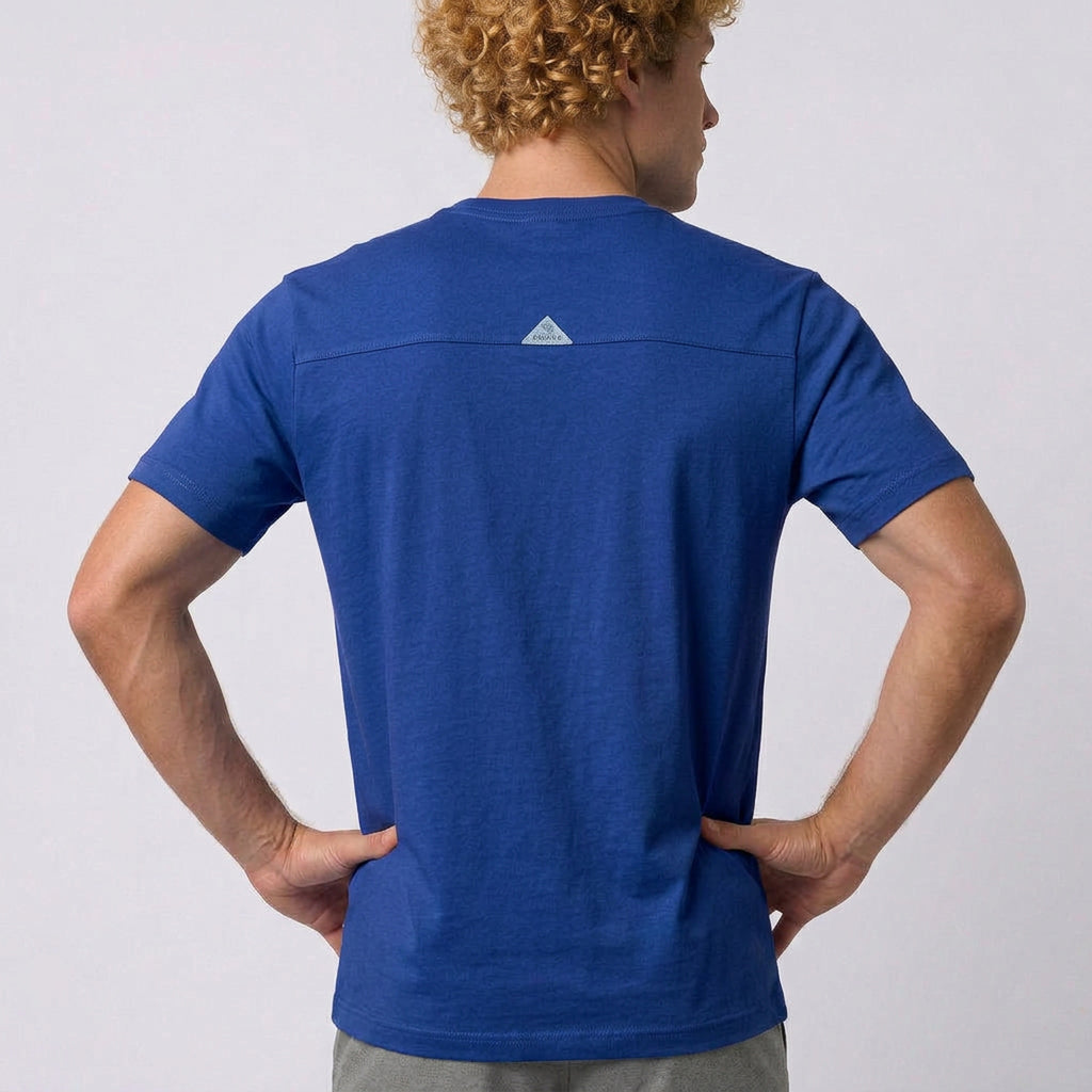 Camiseta Masculina com Bolsos