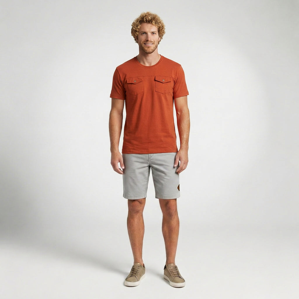 Camiseta Masculina com Bolsos