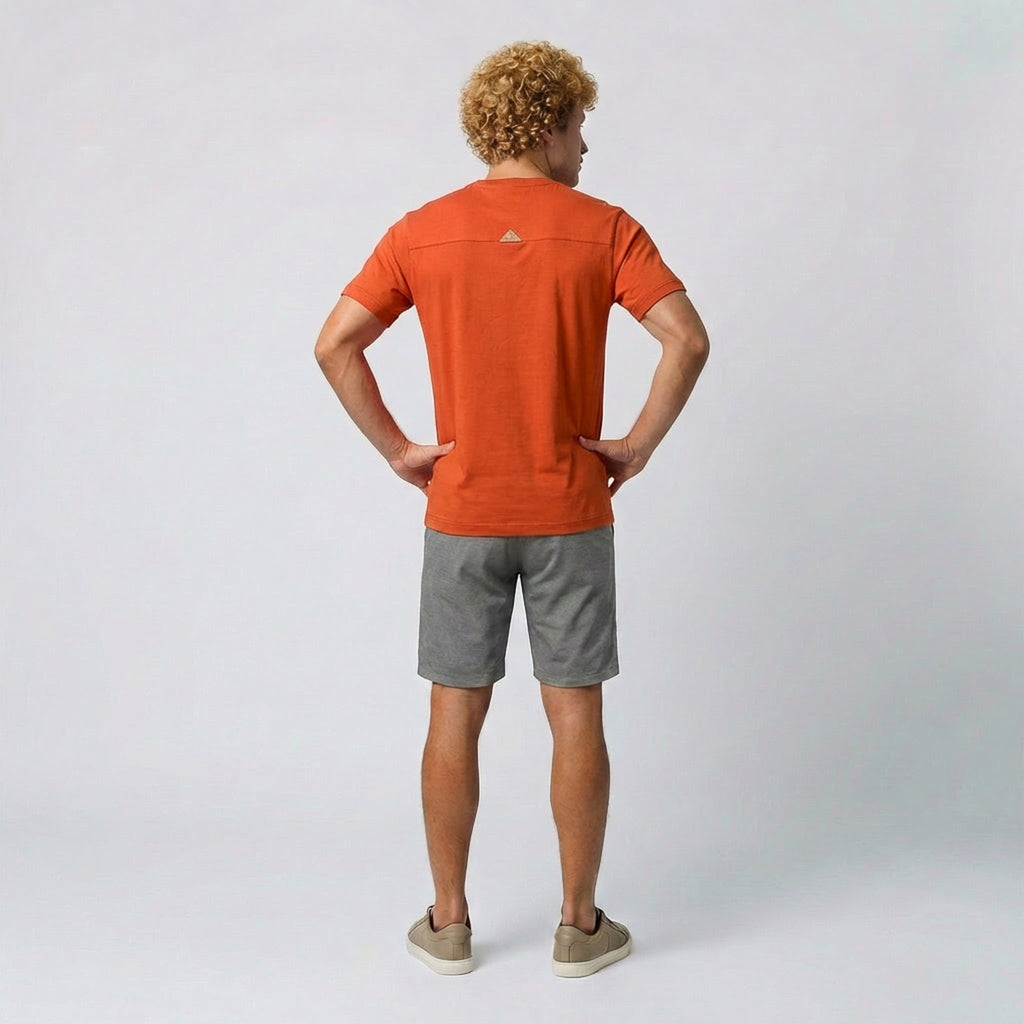 Camiseta Masculina com Bolsos