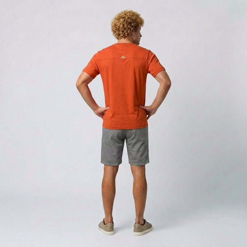 Camiseta Masculina com Bolsos