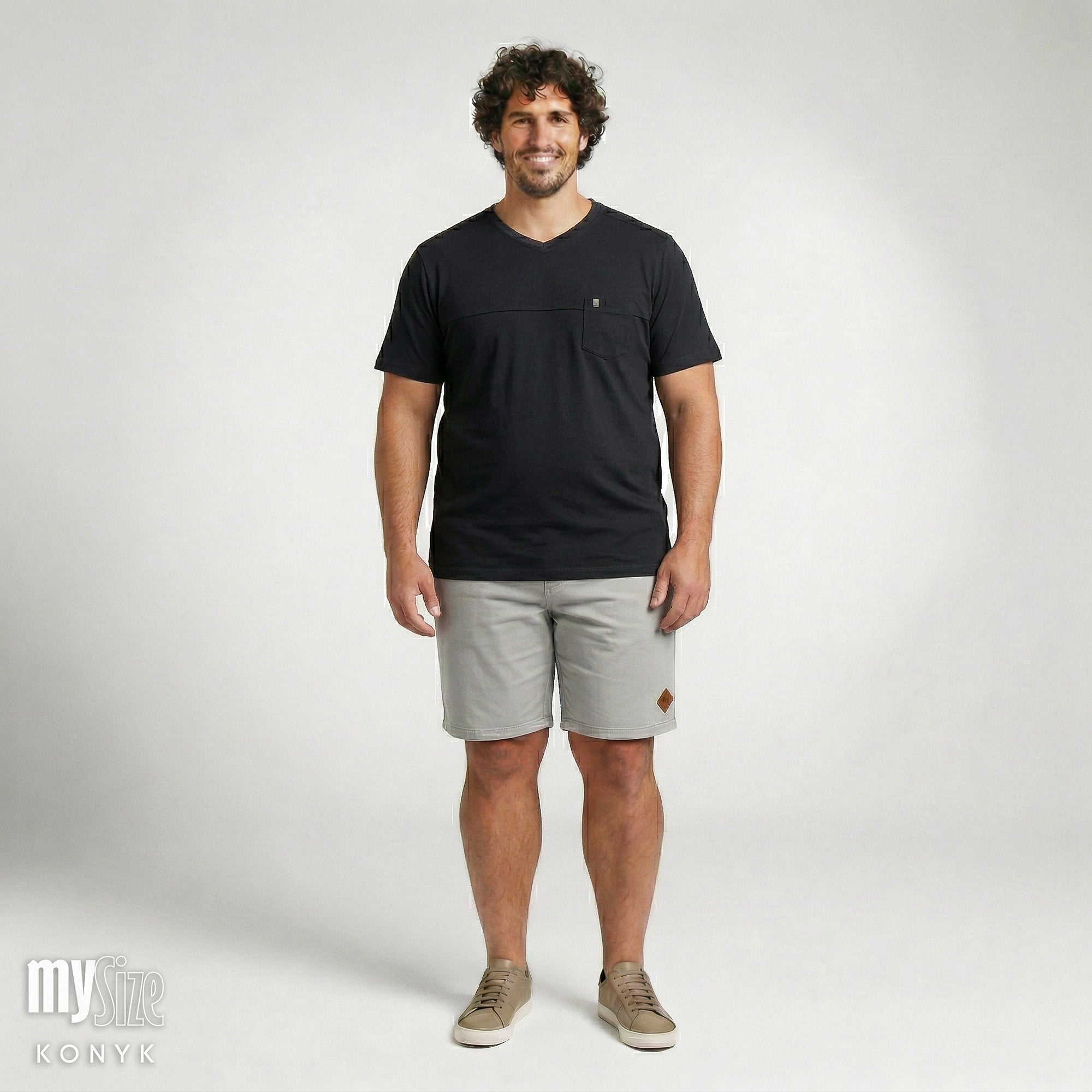 Camiseta Casual com Recorte e Bolso My Size